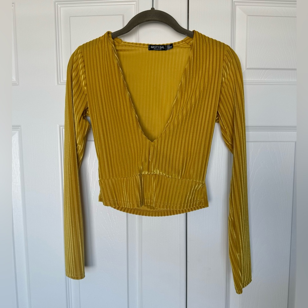 Yellow Gold Top
